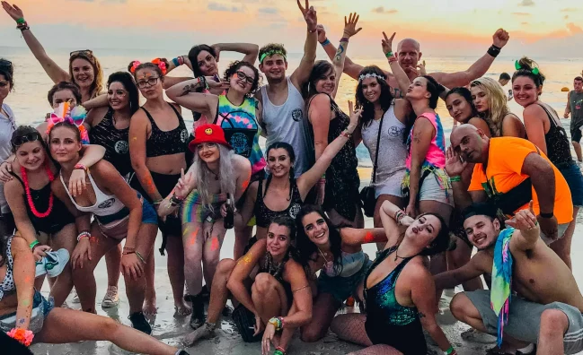 Weltweite Abenteuer-Reisen & Backpacking-Touren