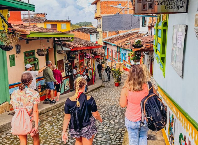 Weltweite Abenteuer-Reisen & Backpacking-Touren