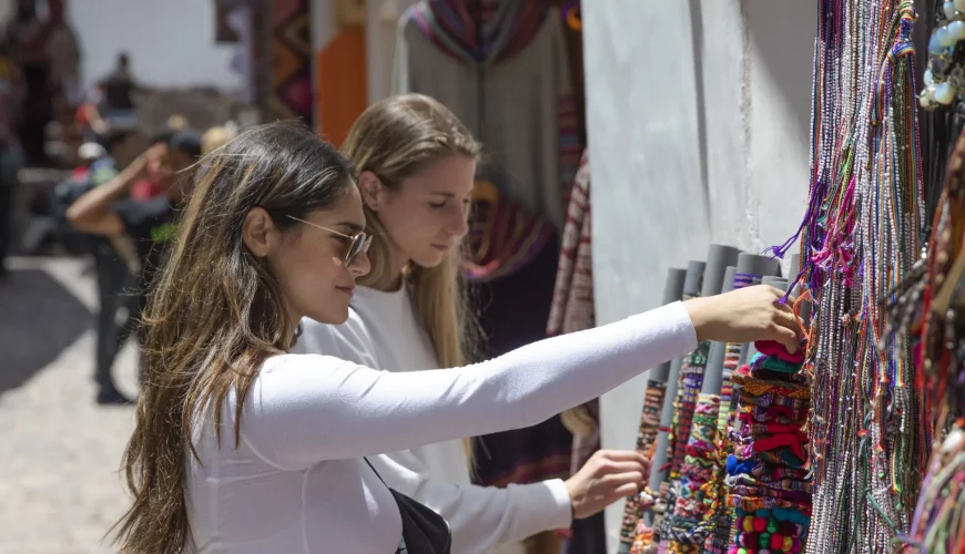 Weltweite Abenteuer-Reisen & Backpacking-Touren