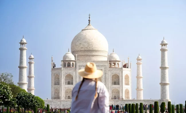 Worldwide adventure travel & backpacking tours