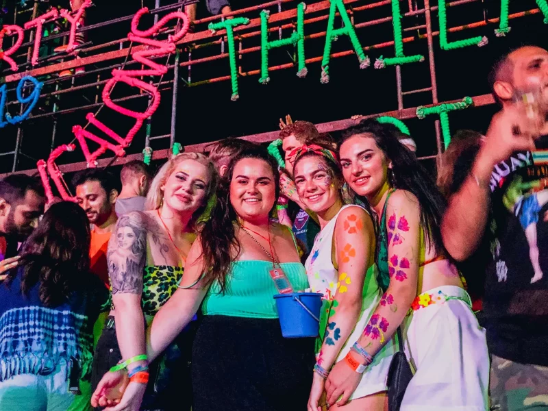 Weltweite Abenteuer-Reisen & Backpacking-Touren