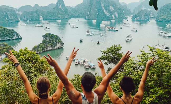 Worldwide adventure travel & backpacking tours