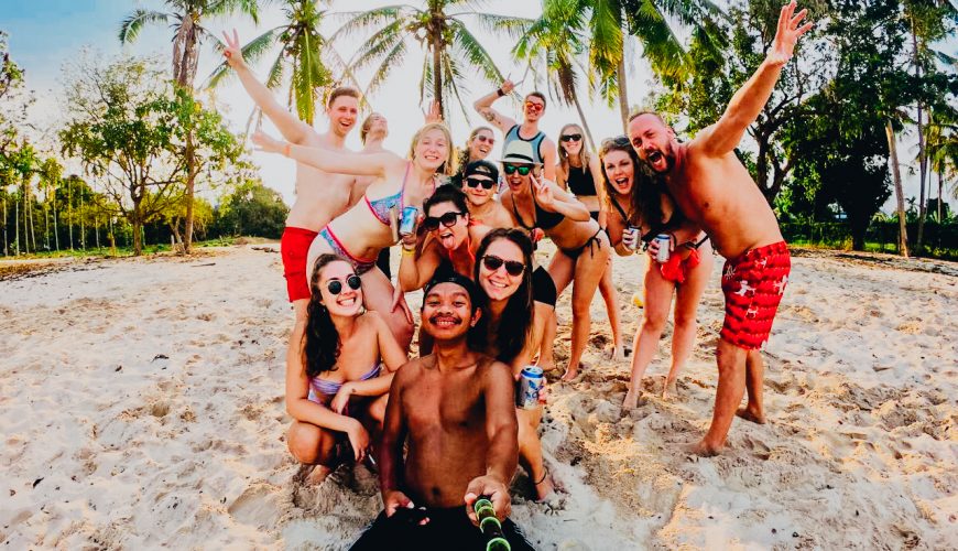 Worldwide adventure travel & backpacking tours