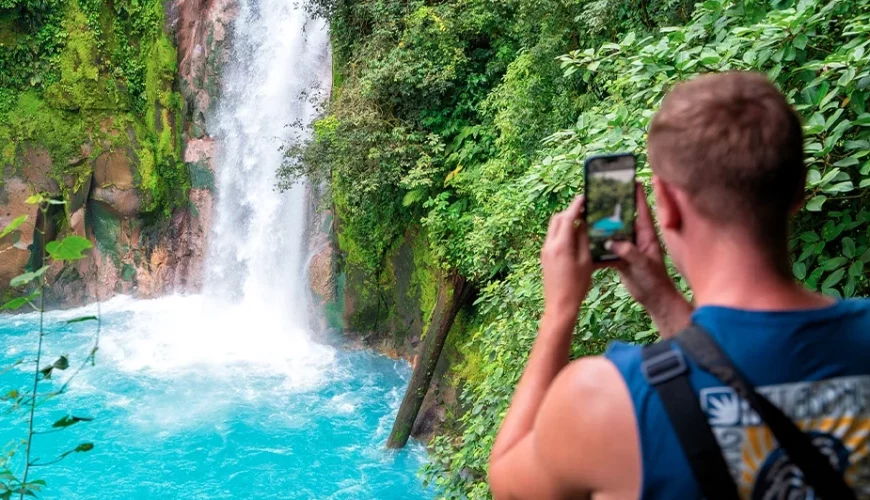 Worldwide adventure travel & backpacking tours